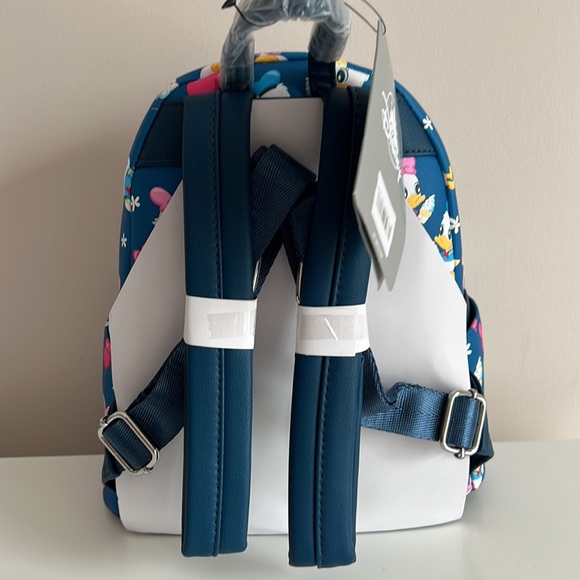 Donald & Daisy Duck Loungefly Mini Backpack & Mickey Baby cardholder bundle - Picture 10 of 11